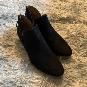 Kenneth Cole Reaction Black Bootie Size 9